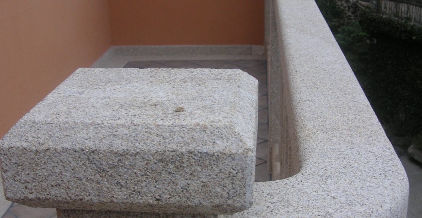 Balaustrada y escalera en Piedra País.